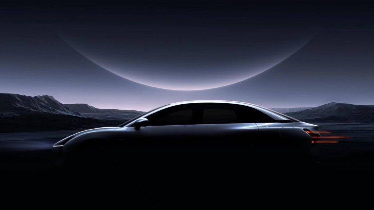 Pabrikan China Siap Luncurkan Mobil Listrik Berteknologi AI