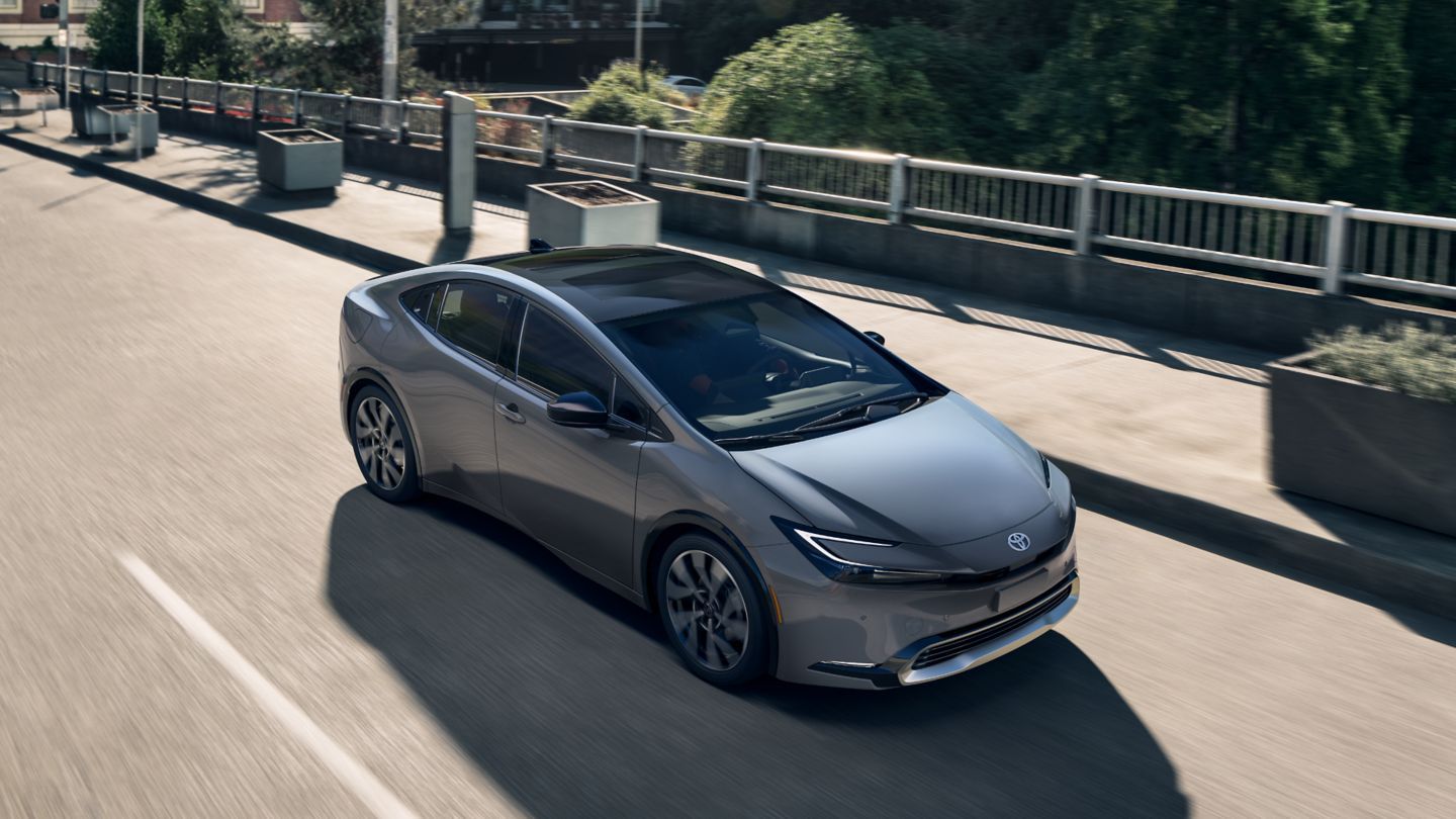 Studi Ini Buktikan Mobil Listrik Bukan Kendaraan Roda Empat yang Paling Ramah Lingkungan