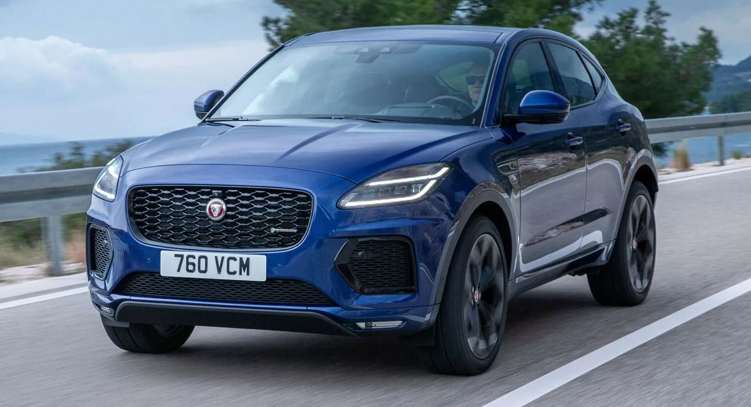 Jaguar Recall E-Pace Gara-Gara Airbag Bisa Sobek dan Melukai Penumpang
