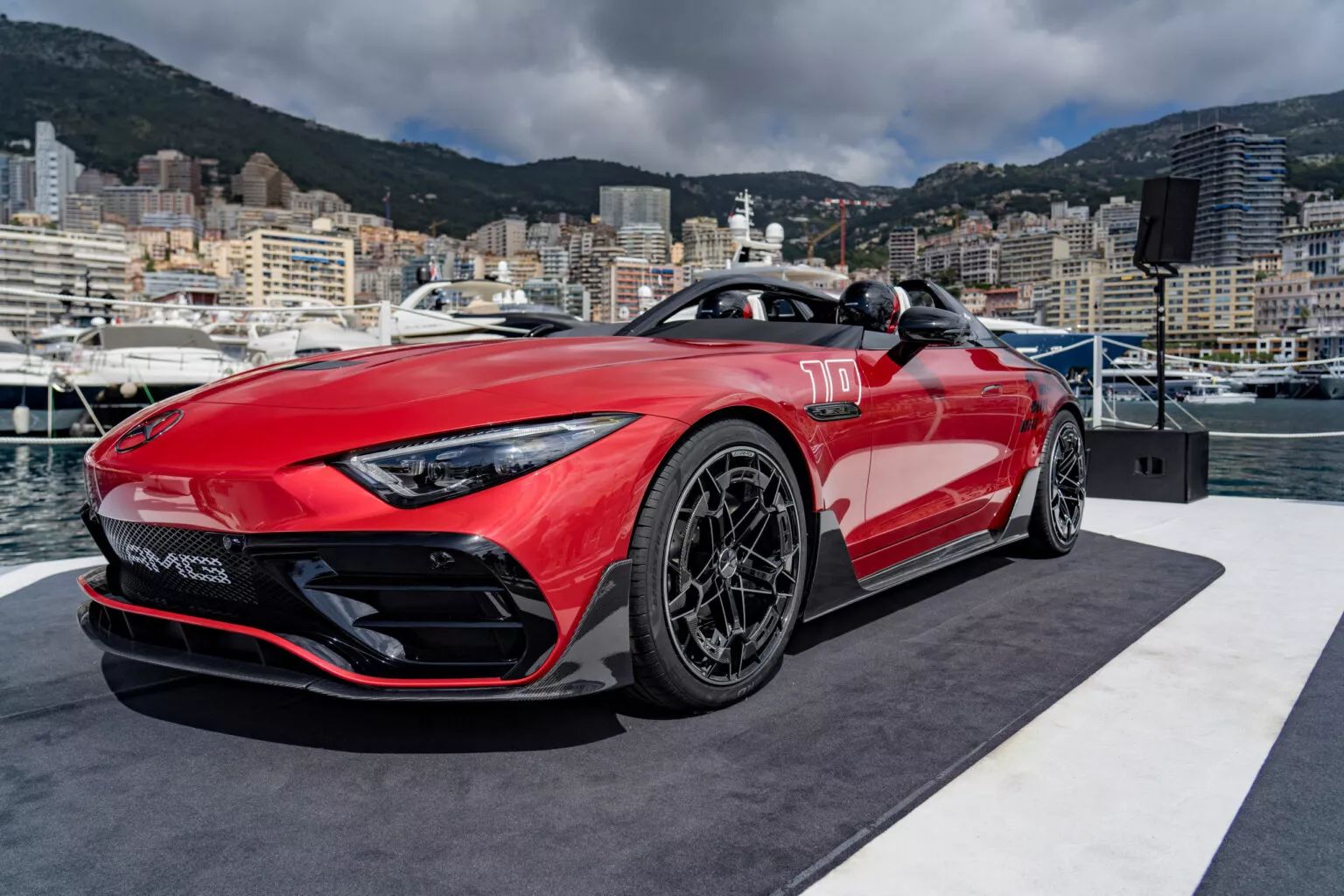 Mercedes-AMG Mythos PureSpeed Tebar Pesona, Hanya Ada 250 Unit