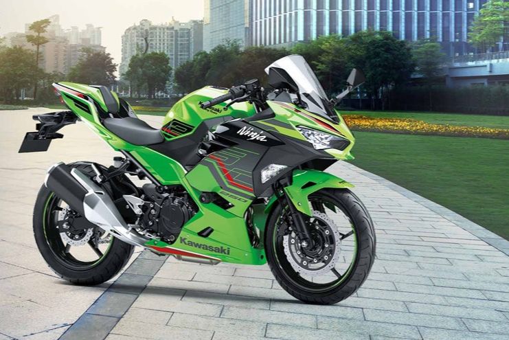 Syarat Membuat SIM C1 untuk Pengendara Motor 250 hingga 500 Cc