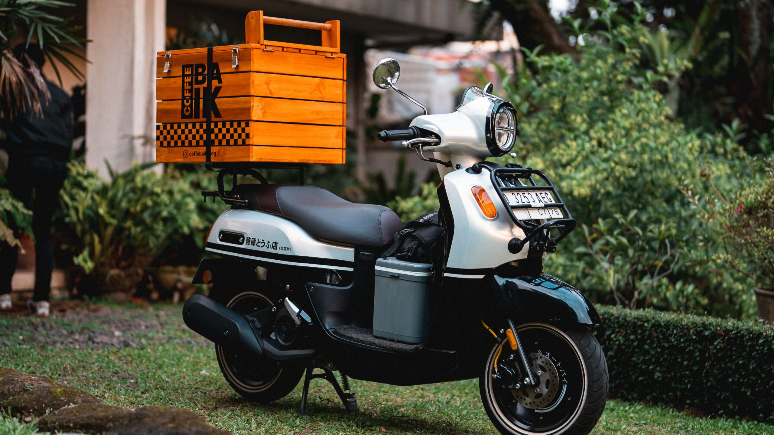 Modifikasi Yamaha Fazzio yang Terinspirasi Hachi Roku Initial D