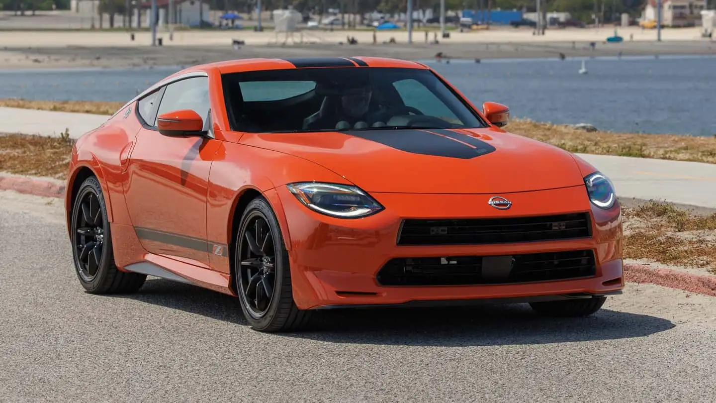 Nissan Z Heritage Edition Kenang Kesuksesan Datsun 240Z