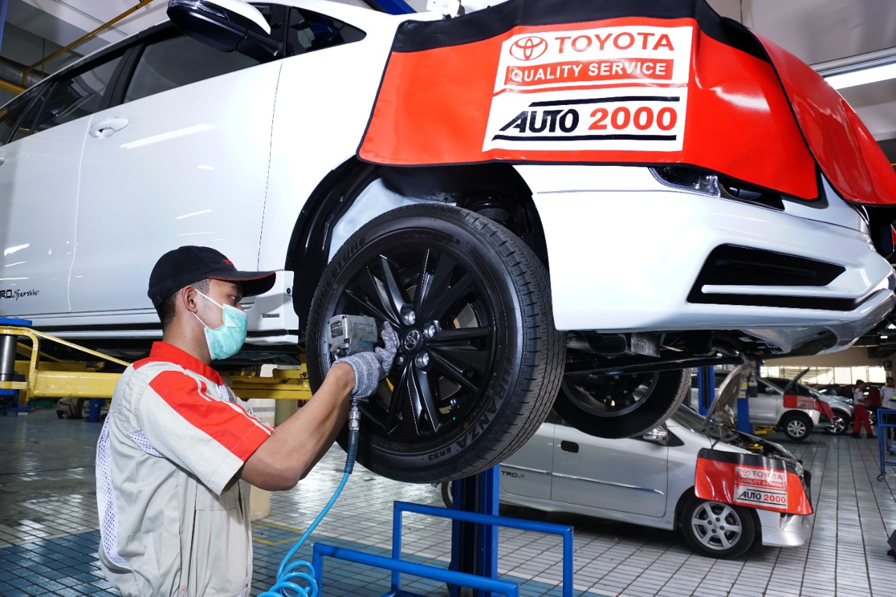 3 Bahaya Mengabaikan Ban Mobil Kempis