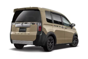 Honda Freed Crosstar (Carscoops)