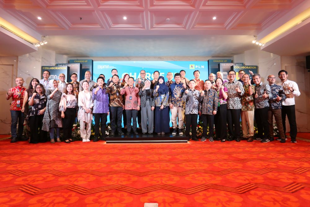 PT NETA Auto Indonesia Berkolaborasi Strategis dengan PLN