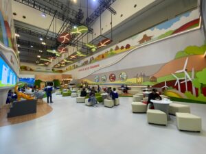 Suasana Area Belakang Booth Daihatsu pada pukul 18.44 (25/7)