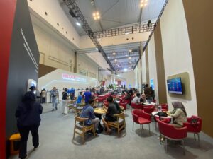 Suasana Booth Honda pada pukul 18.54 (25/7)