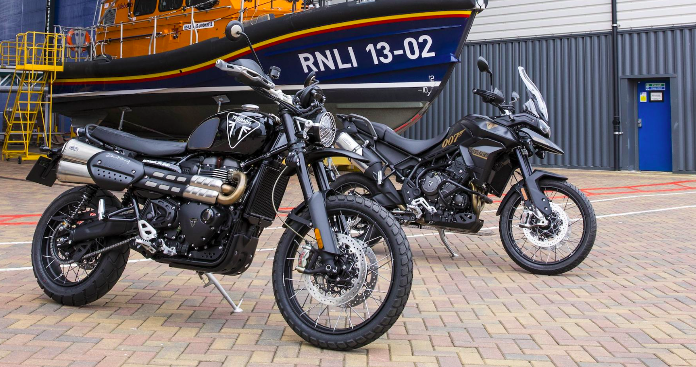 2 Sepeda Motor Triumph James Bond Bakal Dilelang