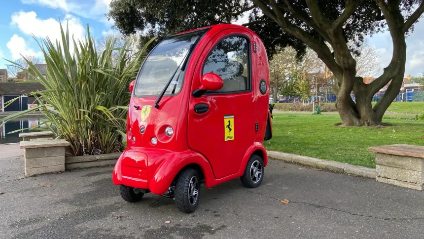 Perusahaan Ini Berani Jual Ferrari Jadi-jadian