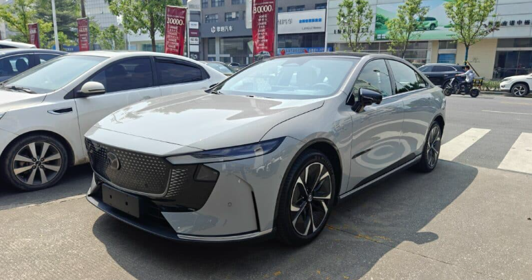 Mobil Listrik Mazda EZ-6 Resmi Meluncur, Harga Mulai Rp 308 Jutaan