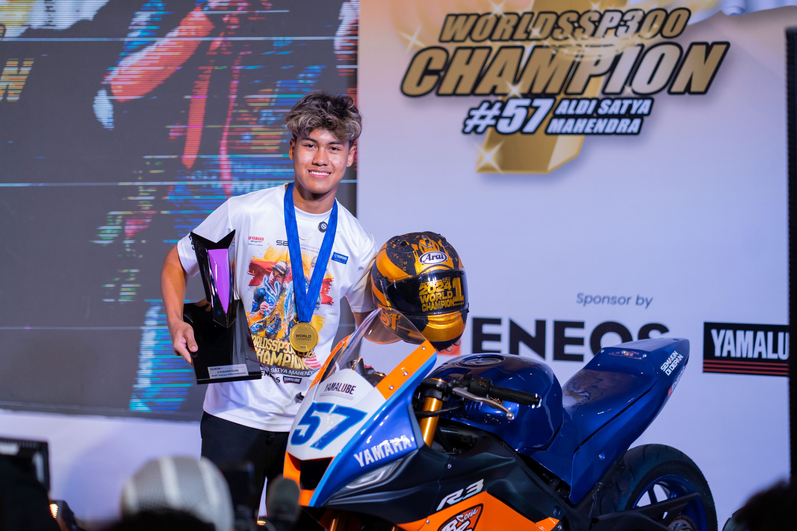 Setelah Meraih Gelar Dunia, Aldi Satya Mahendra Bersiap Taklukkan World Supersport 2025