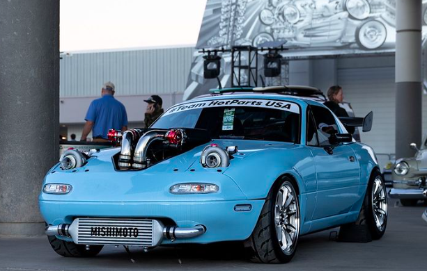 Modifikasi Ekstrem, Mazda MX-5 Bermesin Lamborghini V10