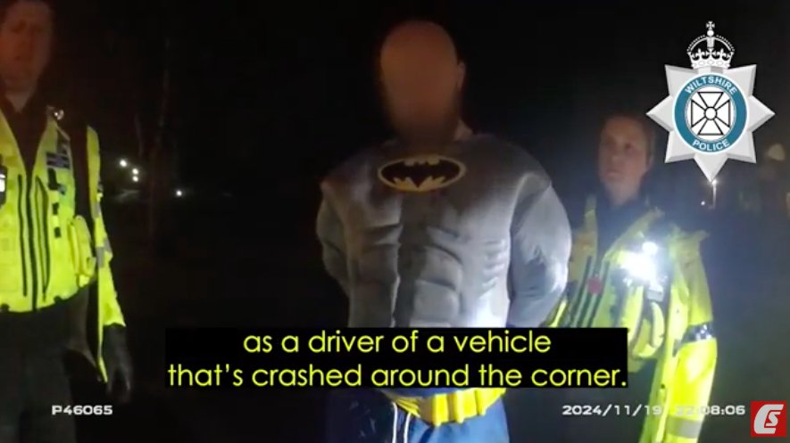 Kisah Absurd, Batman Inggris Terlibat Insiden Kecelakaan dan Ditangkap Polisi