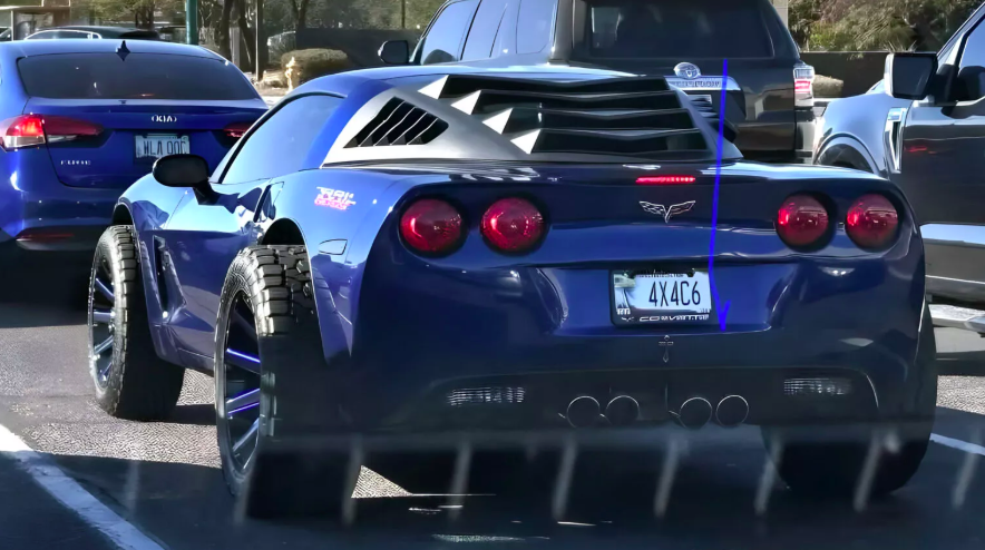 Modifikasi Ekstrem Chevy Corvette Siap Melahap Jalur Off Road