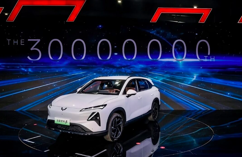 SGMW Jadi Pabrikan China Pertama yang Capai Produksi 30 Juta Unit Mobil