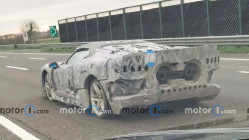 Ferrari Supercar Terbaru Tertangkap Kamera dengan Kamuflase Super Tebal