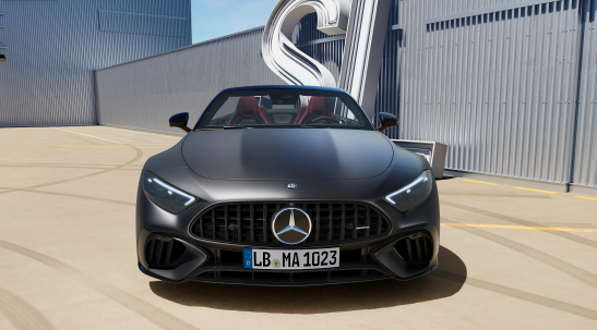 Mercedes-Benz Tarik Ribuan AMG Hybrid: Solusi Perangkat Lunak Siap Diterapkan