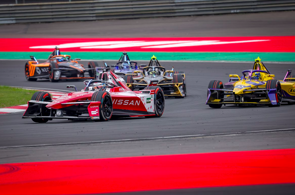 Tim Nissan Formula E Tampil di Jakarta E-Prix 2025: Paduan Teknologi dan Semangat Balap